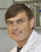 Dr. Peter Huijser